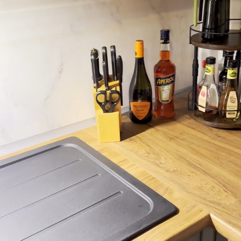 Instagram post from stickerprofis. This post is in position 3.