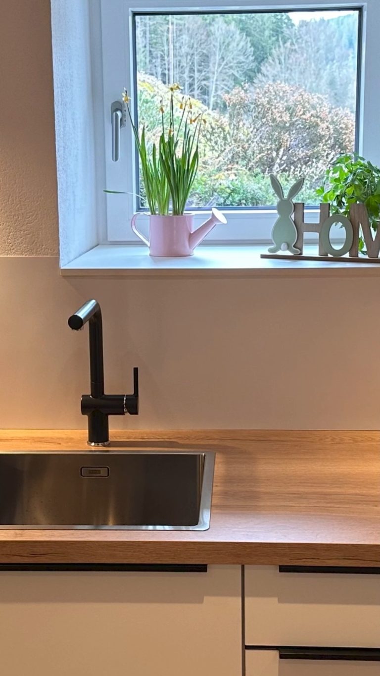 Instagram post from stickerprofis. This post is in position 5.